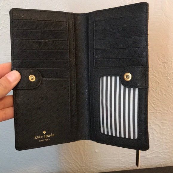 Kate spade wallet - Picture 2 of 2